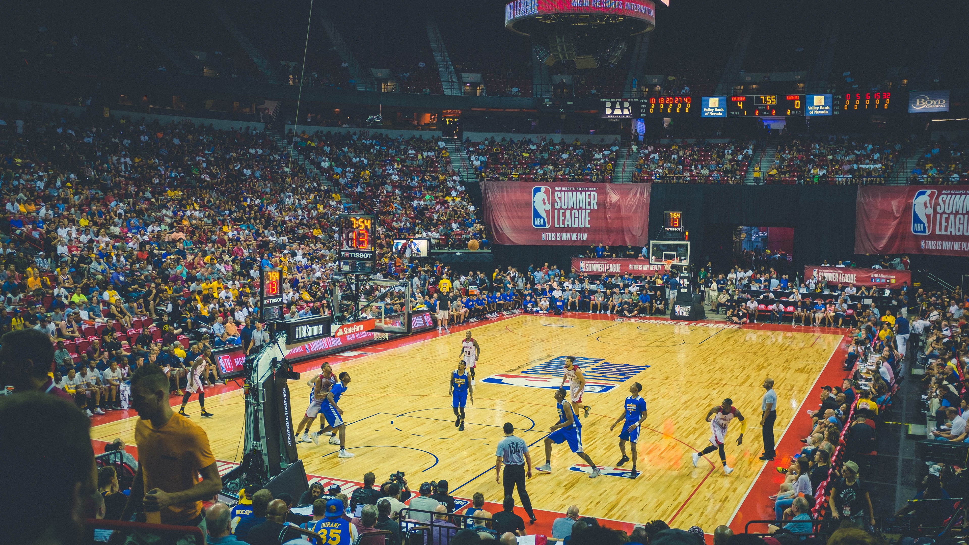 _未来体育馆国际巡展：科技打造极致体验_，未来的体育馆图片