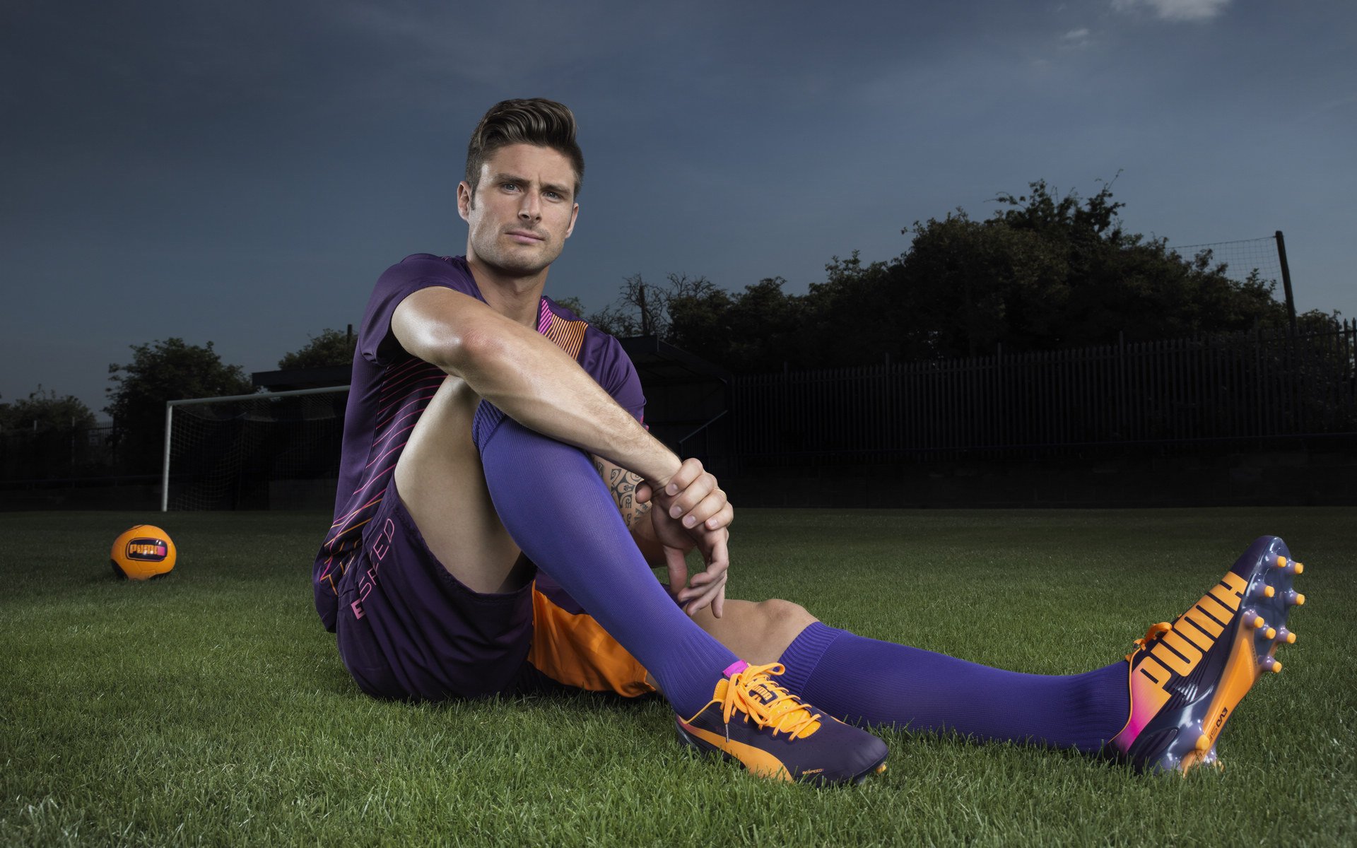 扎伊尔-埃梅里成为法国队史上最年轻进球球员,法国年轻前锋