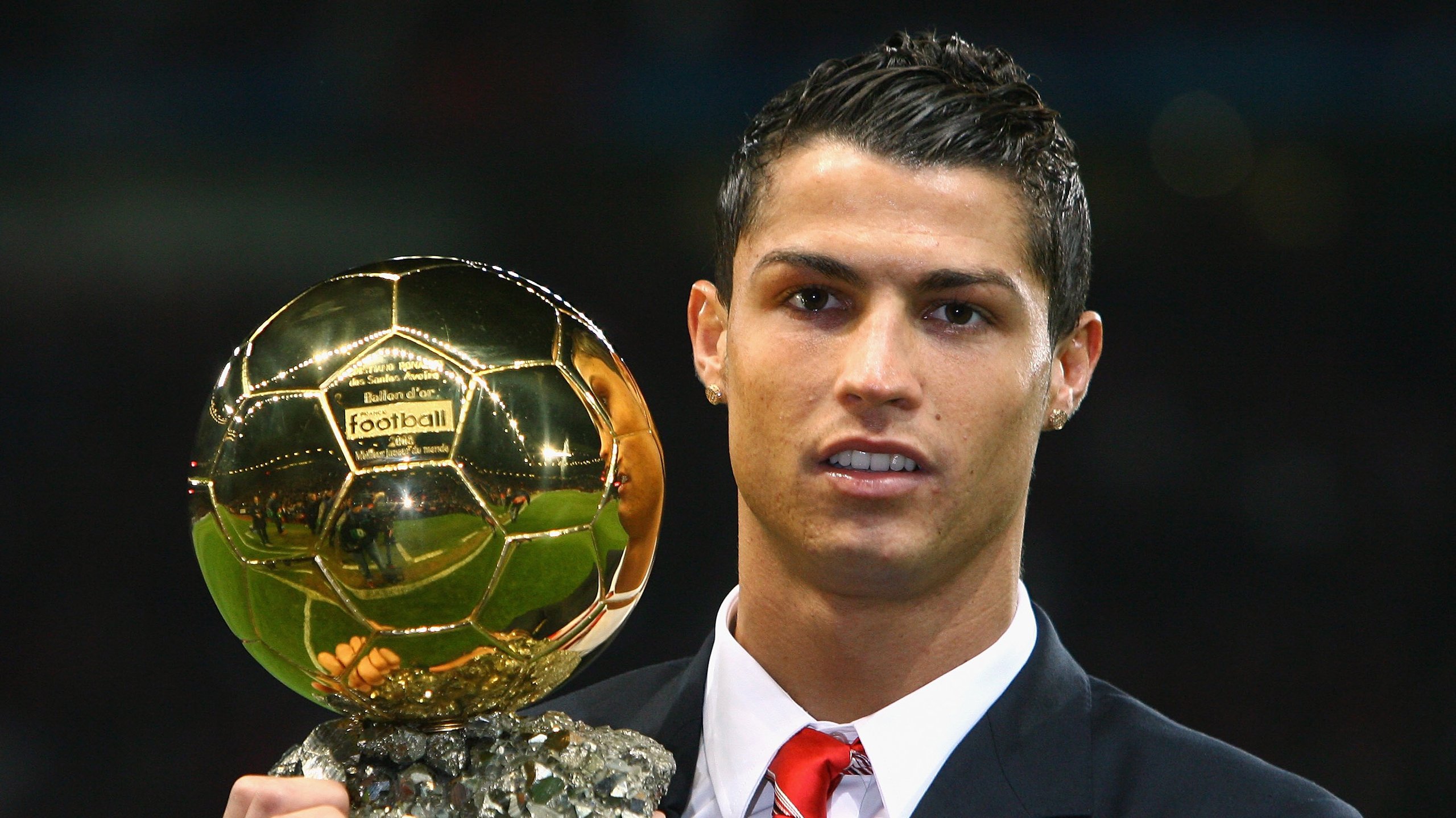 开云中国官网-数字化裁判系统提升比赛公平性和竞争激烈程度,数字化比赛训练是啥