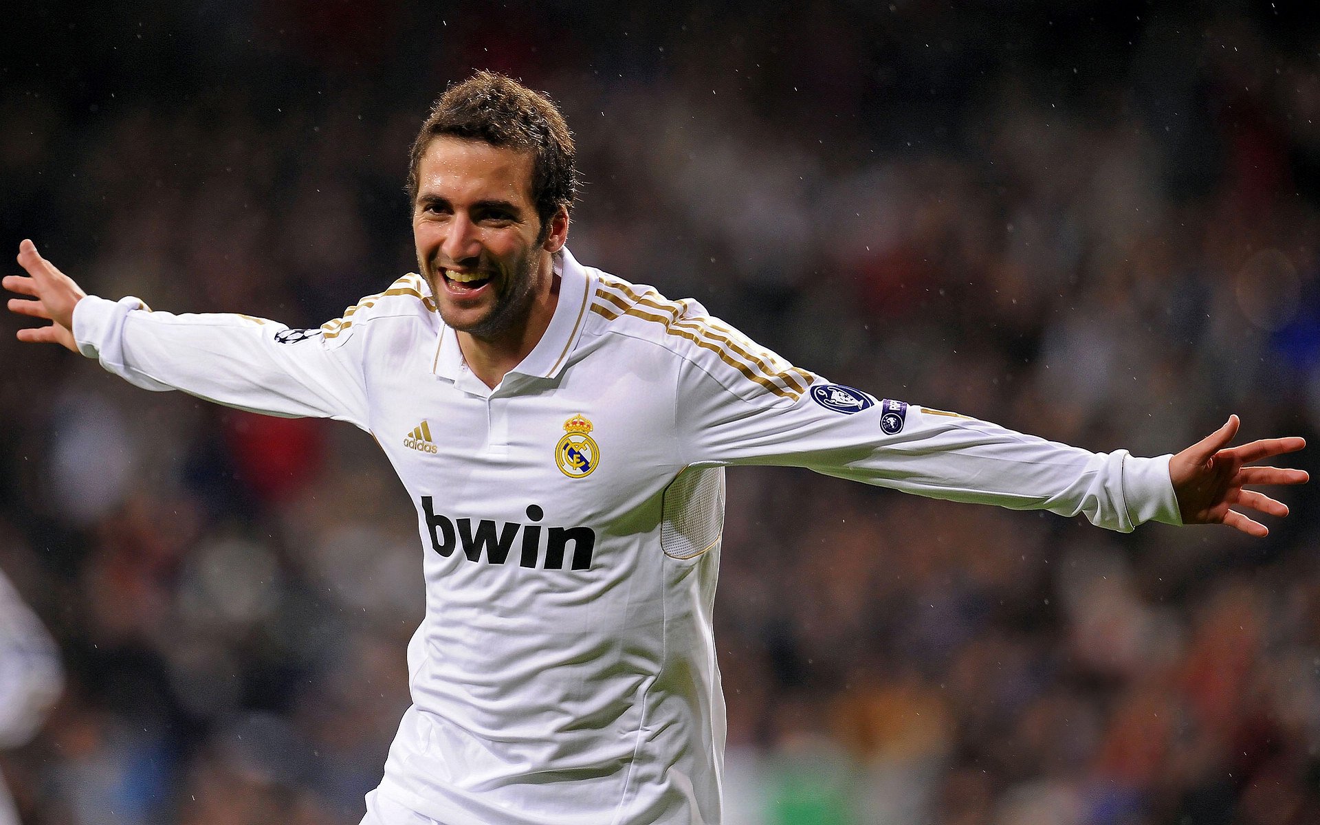 开云官方-欧冠签约“超级引援”,改变赛季走向的转会大事,欧冠超级杯2020