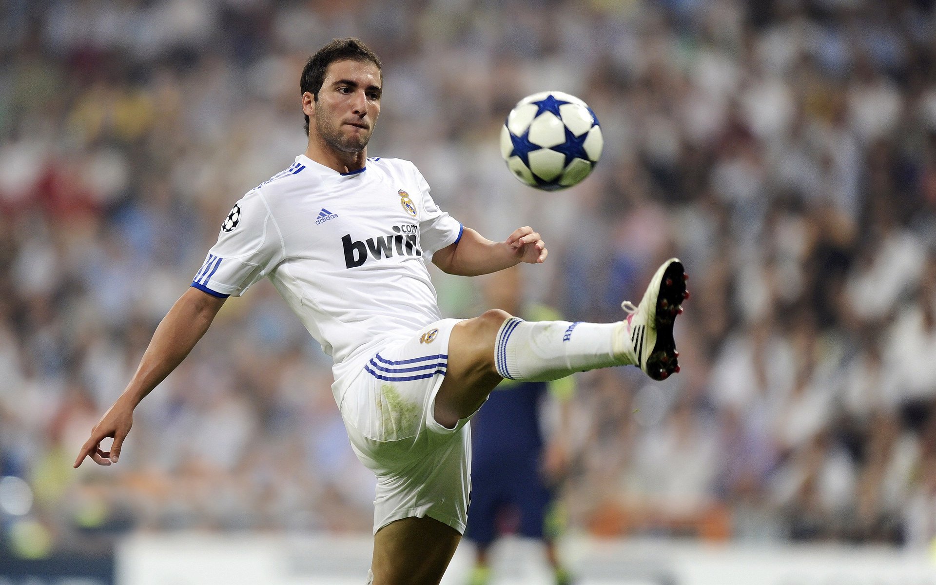 欧冠签约“超级引援”,改变赛季走向的转会大事,欧冠超级杯2020